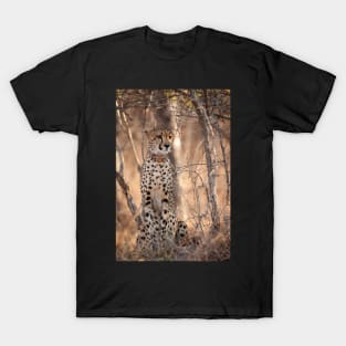 young cheetah sat in the bush T-Shirt